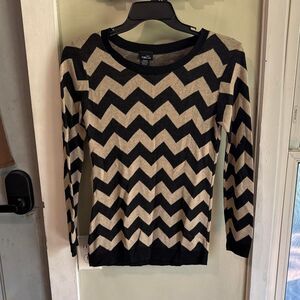 Rue-21 Women's sweater